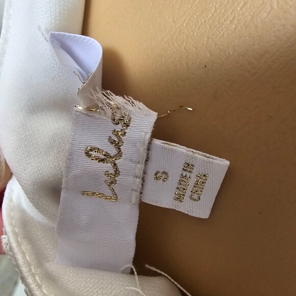 Lulus Your Hand in Mine White Lace Flutter Sleeve Maxi Dress. Size S - Picture 14 of 15